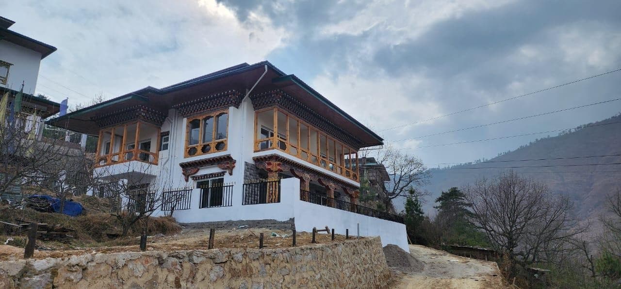 Completed G+1+Jamthog residential project at Namselling